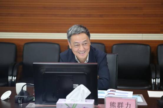 情况,详细听取了李浪平所长关于所2013年度主要工作及目标完成情况